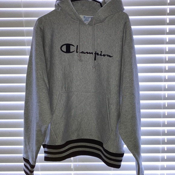 Champion Other - Men’s champion reverse weave hoodie never worn